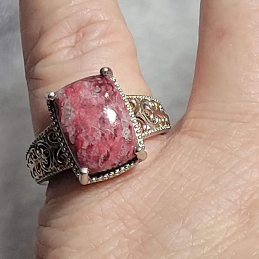 Norwegian Thulite Solitare Ring‎